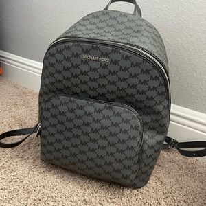 Michael kors purse backpack